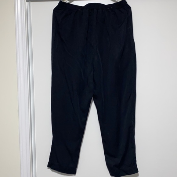 Lululemon Can You Feel The Pleat Pant - Picture 5 of 8